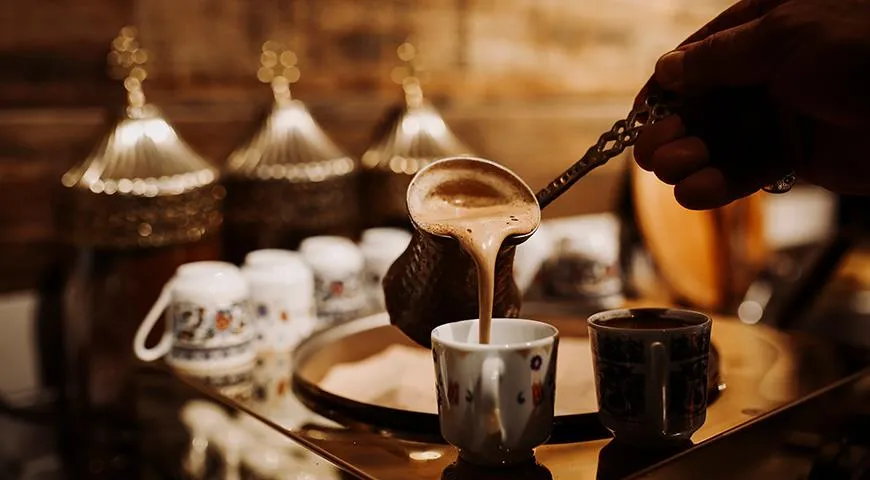 Посуда для кофе по-восточному – важная часть традиции