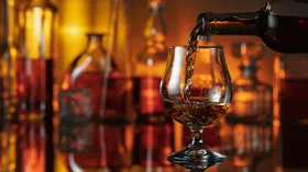 За что мы платим: чем дорогой алкоголь отличается от дешевого