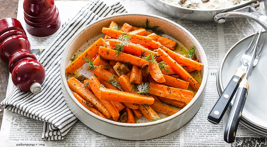 Запеченная морковь с чесноком и кориандром