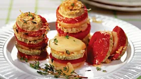 Рецепты с сырами, кабачком и томатами