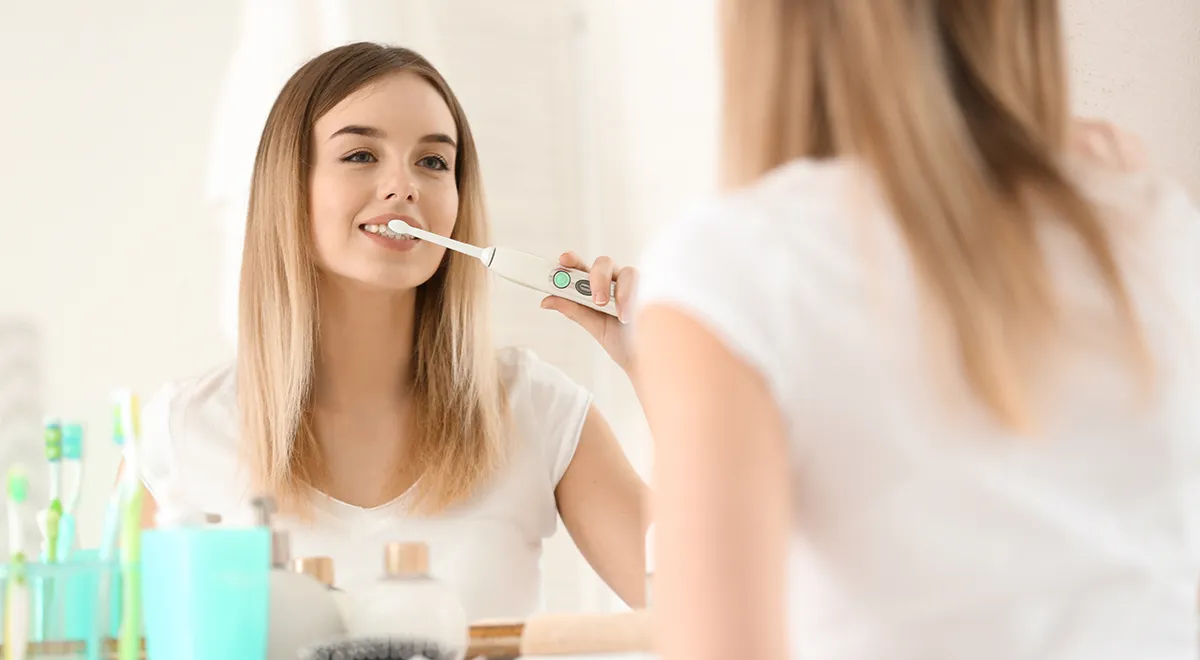 Обычная или электрическая: как выбрать зубную щетку