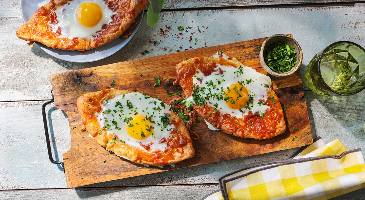 ПП хачапури по-аджарски с сыром в духовке, пошаговый рецепт с фото