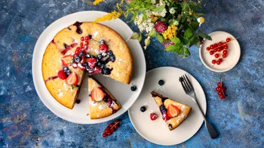 Цветаевский пирог с клубникой - пошаговый рецепт с фото
