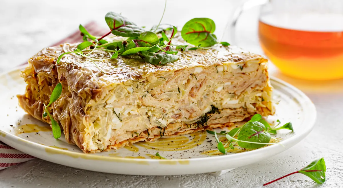 Пирог из лаваша с капустой и яйцом