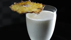 Рецепты с молочной продукцией, напитками и ананасом