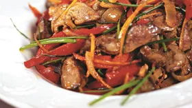 Жаркое из куриной печенки с водкой