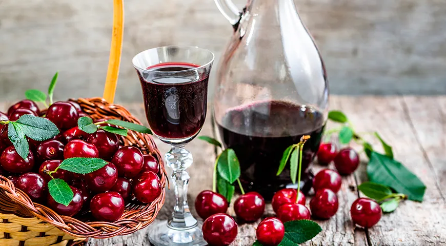 Наливка из вишни