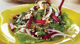 Рецепты с чесноком, грецким орехом и салатом
