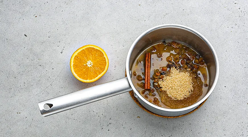 Глазированный окорок с пряной ананасовой сальсой