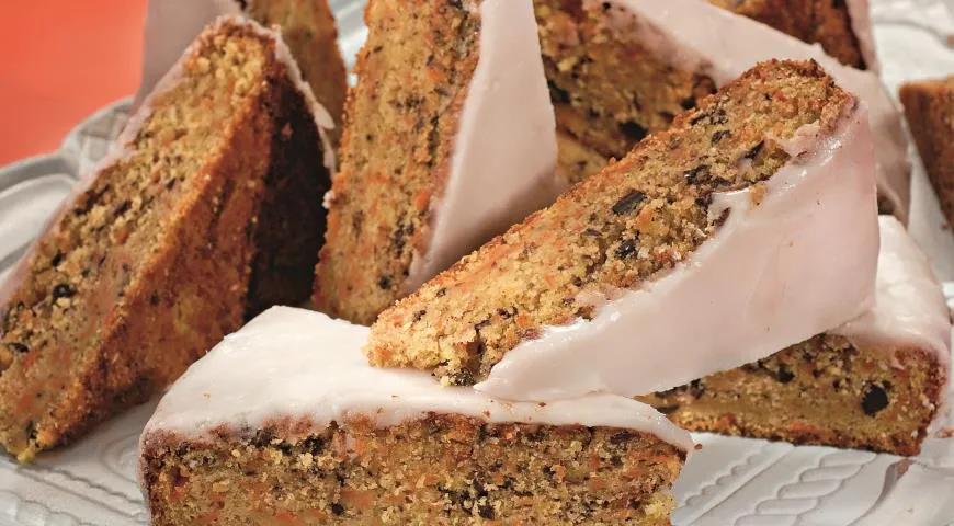 Морковный пирог с миндалем