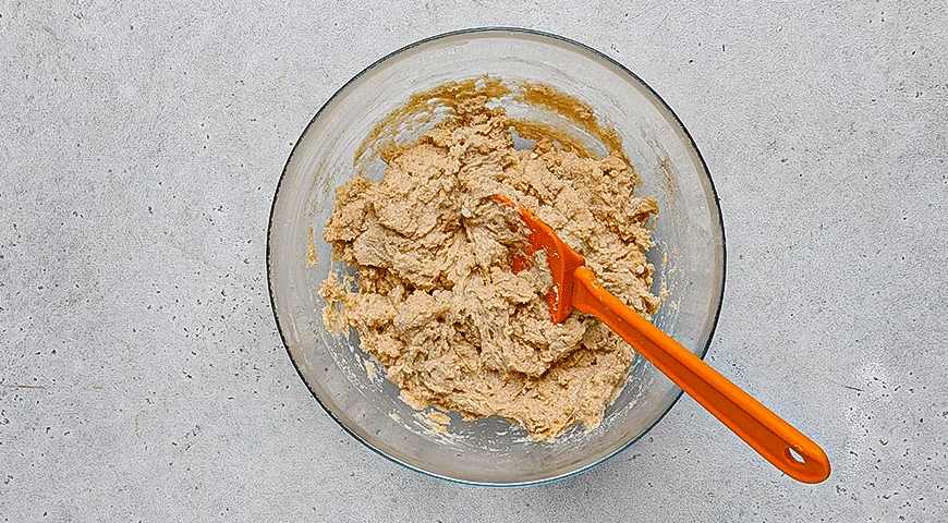 Грушевые пончики ссоленой карамелью