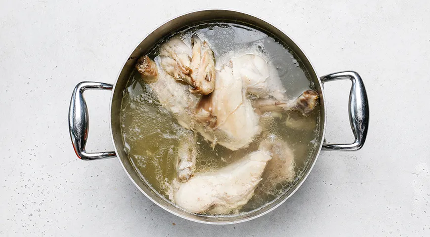 Ариса — армянская пшеничная каша с курицей