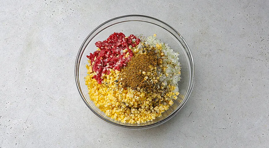 Манты с говядиной и тыквой