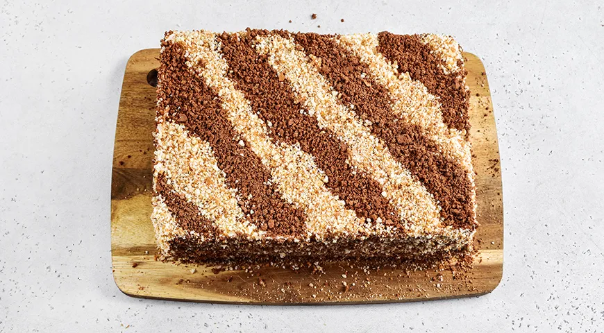 Торт «Сметанник» со сметанным кремом