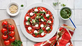 Рецепты с молочной продукцией, томатами и песто