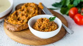 Рецепты с маслом растительным, соусами и миндалём
