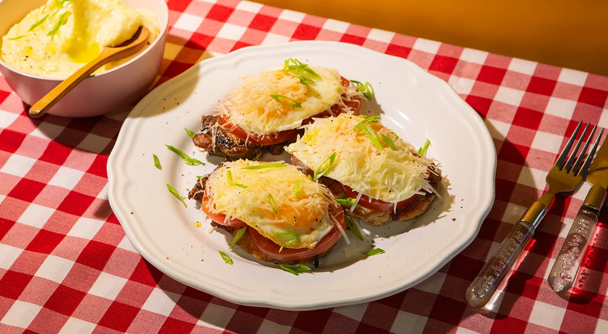 Куриное филе «под шубой» с яйцом