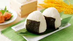 Идеальный рис для онигири: как сварить в кастрюле, в мультиварке и рисоварке