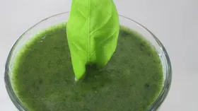 Рецепты со шпинатом, ягодами и продукцией пчеловодства