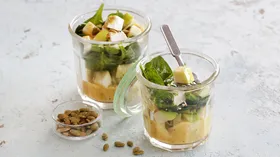 Рецепты со шпинатом, салатом и рассольными сырами