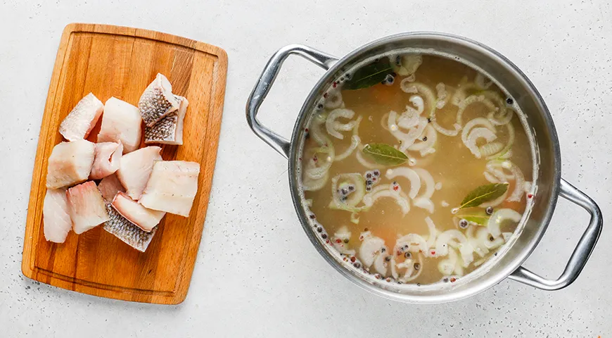 Классическая уха из речной рыбы