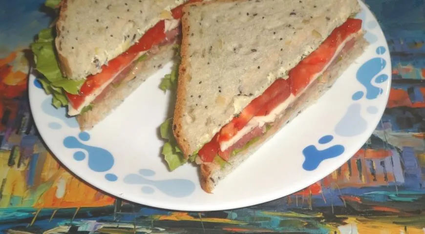 Сэндвичи с рыбой и паштетом из тунца