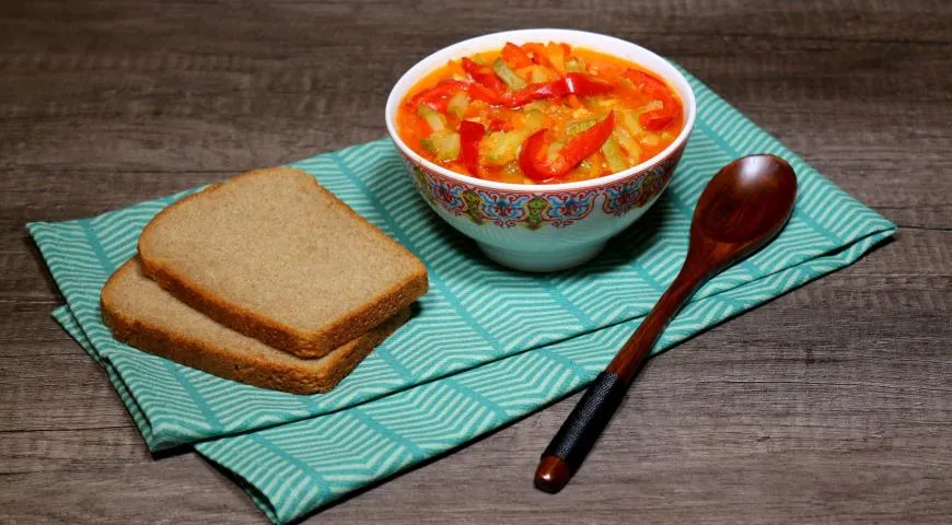 Лечо из кабачков и болгарского перца