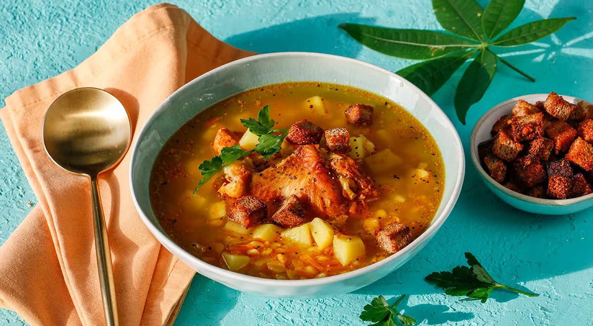 Рецепт горохового супа с копчеными куриными крылышками