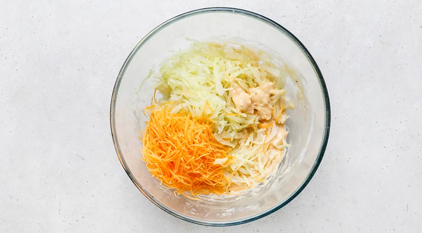 Капустные оладьи с сыром