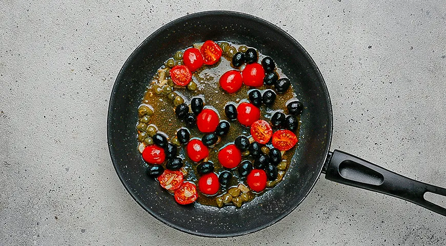 Паста с овощами гриль