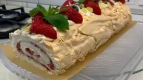 Меренговый рулет