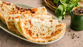 Рецепты с мукой пшеничной, твёрдыми сырами и творогом