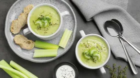 Сельдерей целиком: что можно есть сырым, как его готовить и с чем сочетать