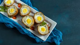 Яйца в мясной шубке и другие блюда для всей семьи из пасхальных яиц