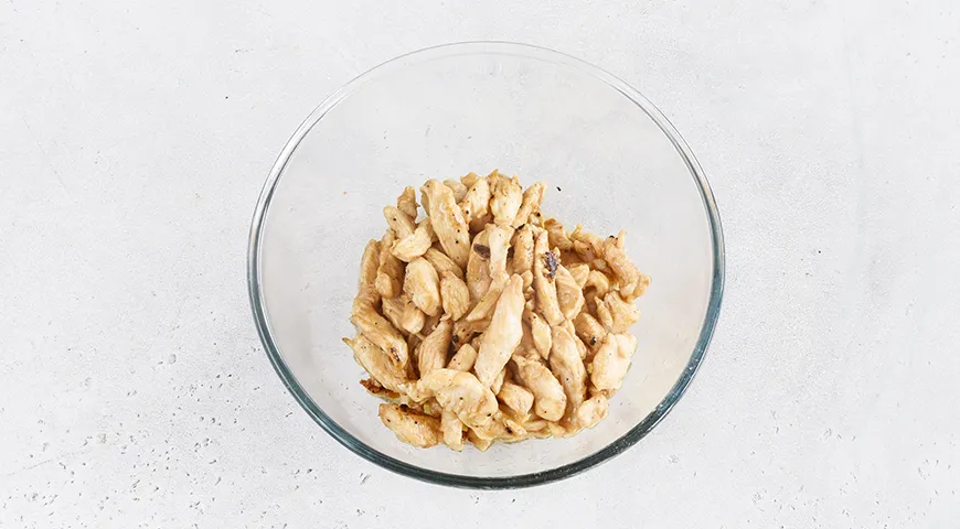 Лапша вок с курицей и овощами