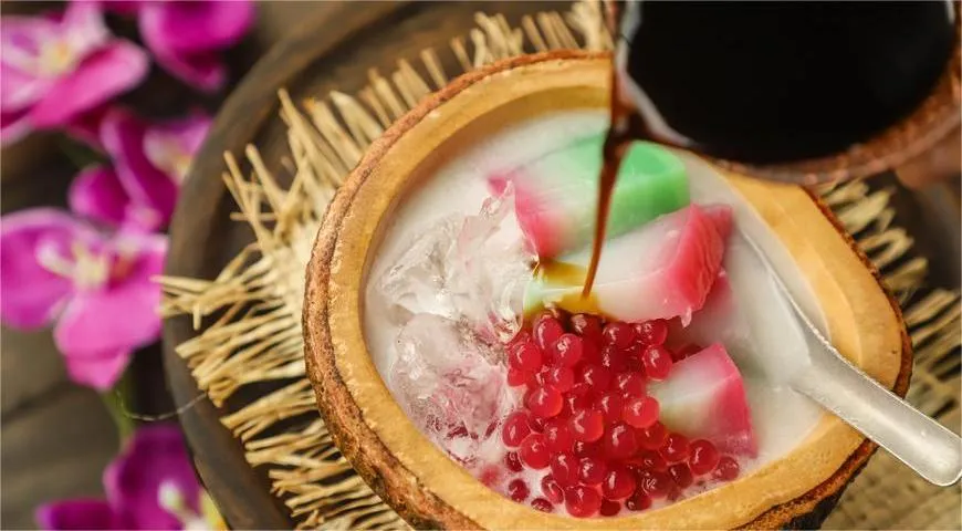 Саго — уникальная крупа, позволяющая экспериментировать с текстурами десертов