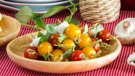 Рецепты с молочной продукцией, мягкими сырами и черри