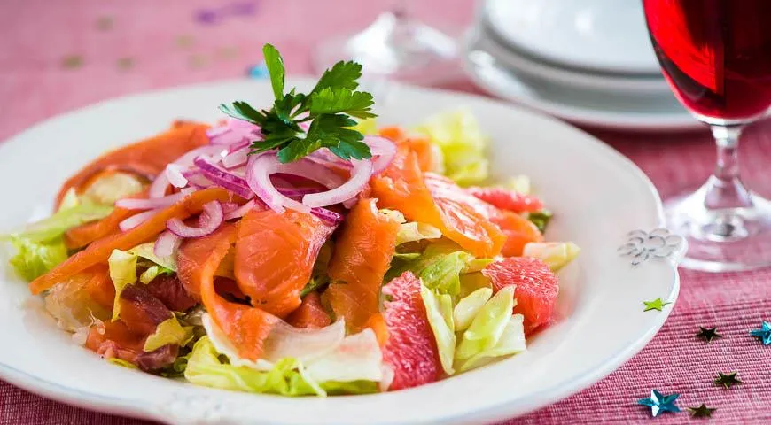 Салат с красной рыбой и цитрусовыми, рецепт со свити