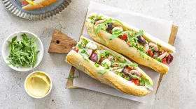 Рецепты с хлебом, сыром Моцарелла и мясной гастрономией