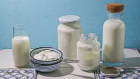 Какие кисломолочные продукты включать в свой рацион питания и почему
