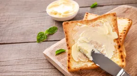 Шеф-повар рассказала, как за 30 секунд готовит идеальное постное масло из трех ингредиентов