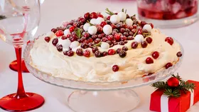 Торт павлова с ягодами