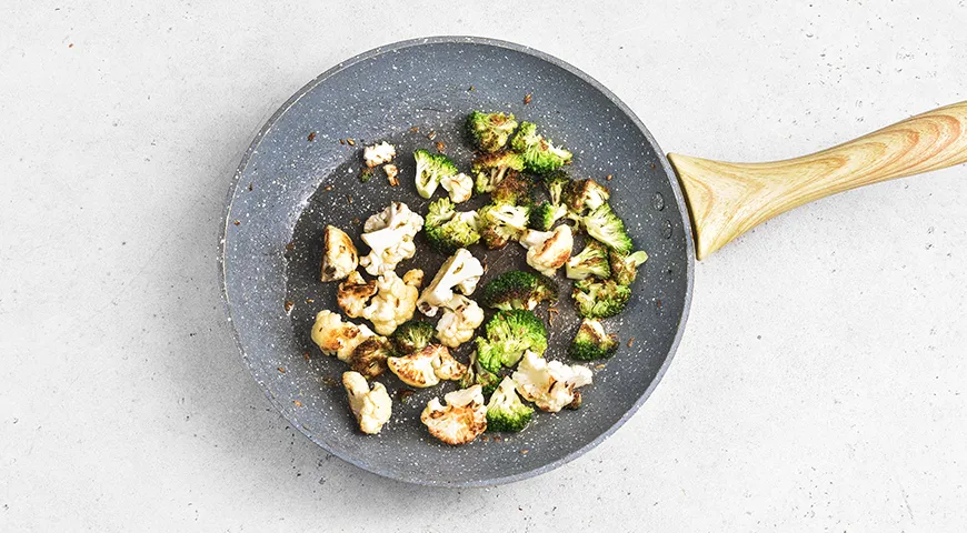 Суп из брокколи и цветной капусты