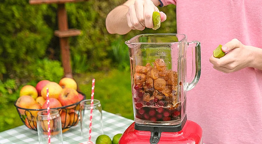 Замороженный вишневый лимонад с колой