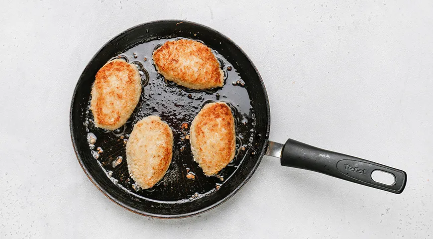 Котлеты из сома