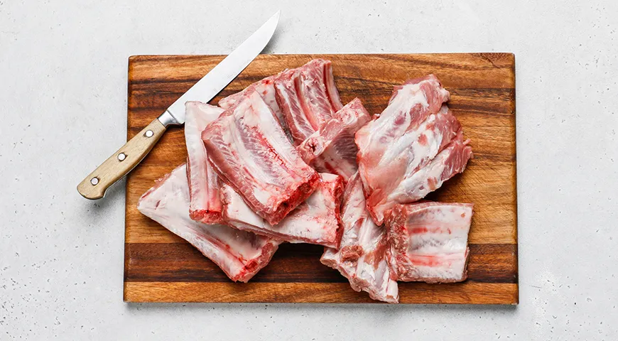 Свиные рёбрышки, запечённые с картошкой (в рукаве)