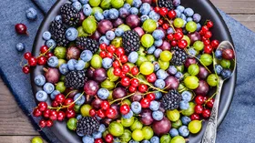 Эта ягода очень помогает похудеть — сколько съедать, чтобы был эффект