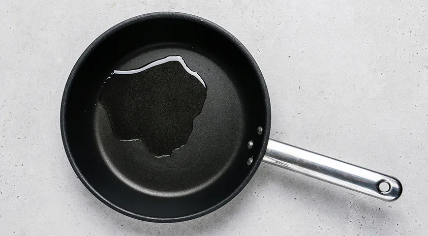 Пышные оладьи на воде с яйцами