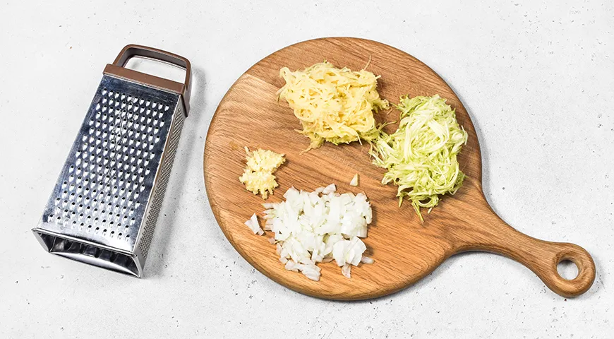 Котлеты из кабачка и картошки