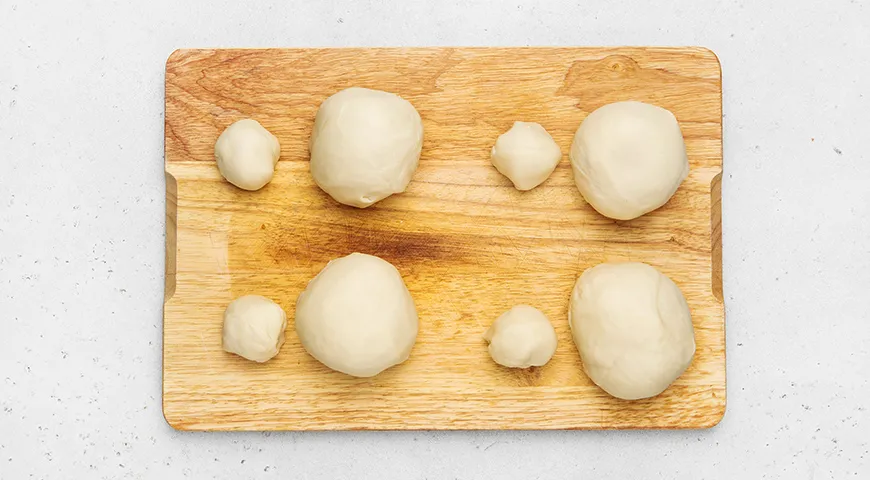 Жаркое в горшочке из теста